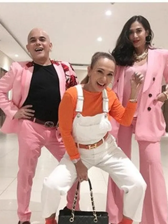 6 Potret Kenangan Kiki Fatmala dan Ozy Syahputra, Ozy: Sahabat Terbaikku