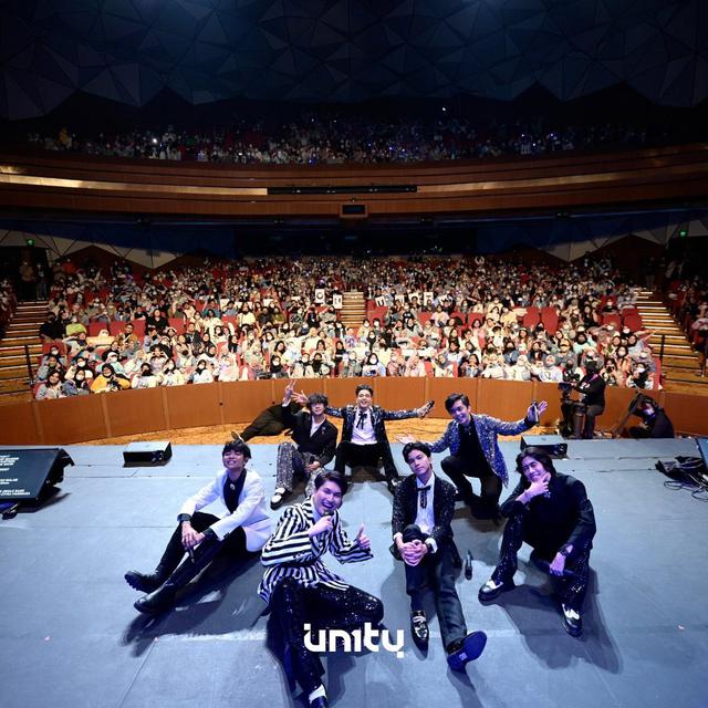 Boyband UN1TY gelar konser Anniversary ketiga bertajuk UN1VERSARY The Show (Foto: Instagram un1ty_official)