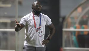 Manajer tim Persis Solo, Jacksen F. Tiago saat menghadapi Rans Cilegon FC dalam laga final Liga 2 2021 di Stadion Pakansari, Bogor, Kamis (30/12/2021). (Bola.com/Bagaskara Lazuardi)