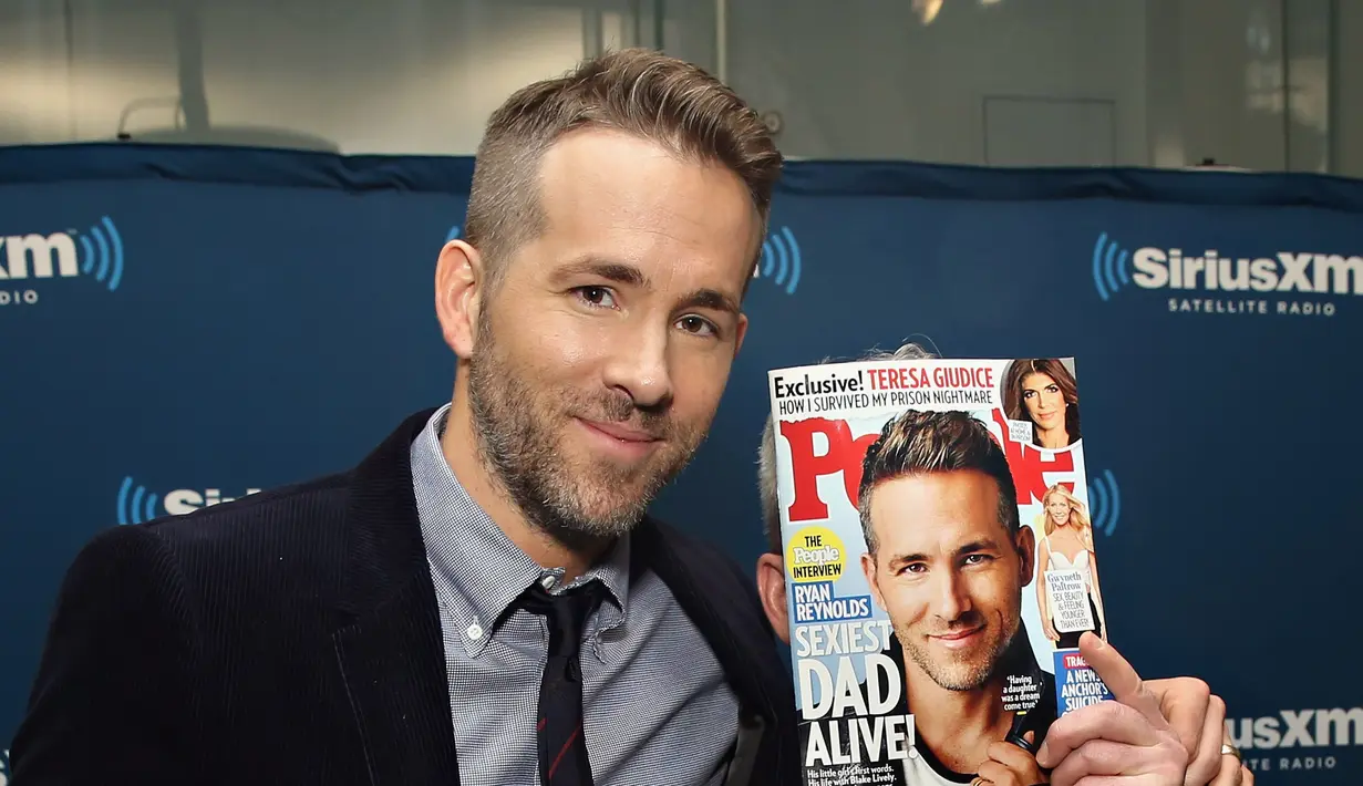 Aktor pemeran film ‘Deadpool’, Ryan Reynolds belum lama ini berbicara dengan direktur editorial PEOPLE and EW, Jess Cagle di radio EW. Dalam rekaman pertama berisikan tentang rahasia pribadi Ryan Reynolds. (AFP/Bintang.com)