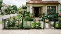 7 Model Pagar Pembatas Halaman yang Cocok untuk Rumah di Gang Sempit