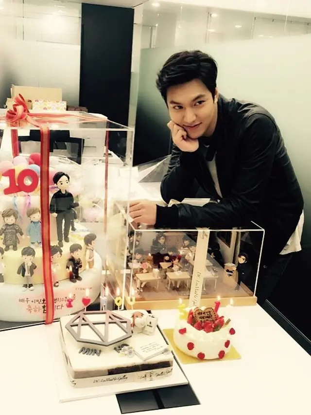 [Bintang] Berkarier 12 Tahun, Begini Ucapan Syukur Lee Min Ho