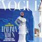 Halima Aden jadi sampul majalah Vogue Arabia edisi Mei 2023. (dok. Instagram @voguearabia fotografer: @skyseeef/https://www.instagram.com/p/CryCjLGNd5N/)