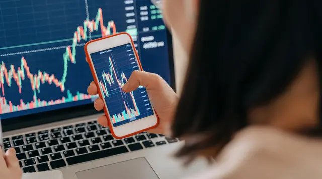 Bursa Rontok, Investor Ritel Boncos: Ini Kisah-Kisah Mereka