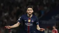 Foto: Sihir Khvicha Kvaratskhelia Jadi Pembeda di Laga PSG Kontra Liverpool