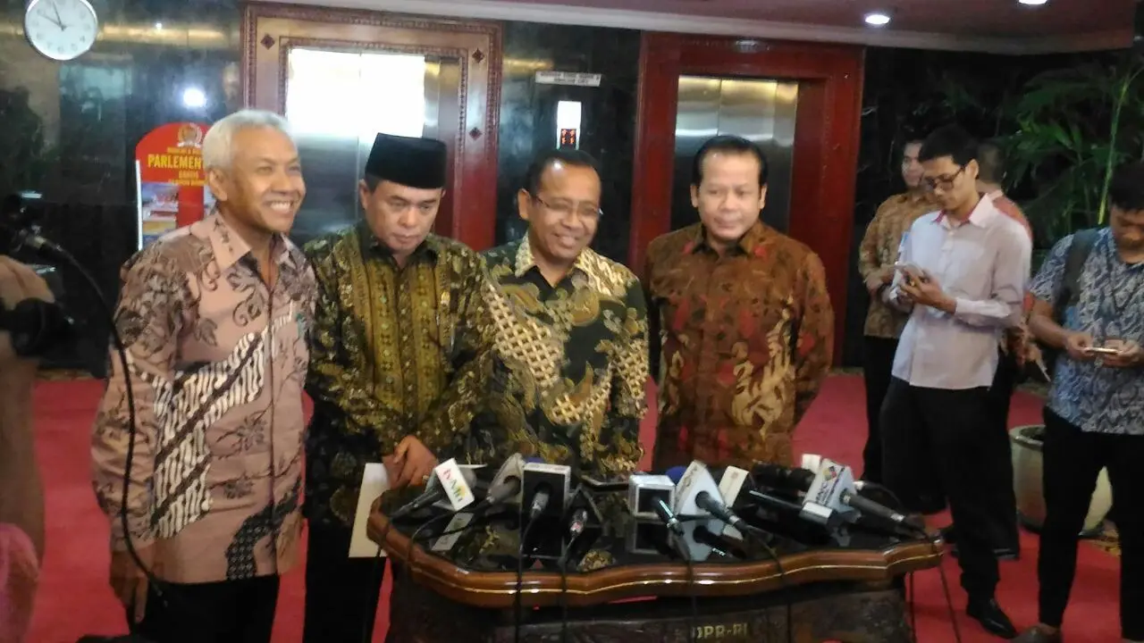  Pimpinan DPR telah menerima surat pergantian Kepala BIN yang diantarkan langsung oleh Menteri Sekretaris Negara (Mensesneg) Pratikno.