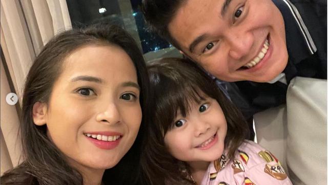 6 Tahun di Australia, Ini 6 Potret Keluarga Kecil Acha Septriasa dan Vicky Kharisma