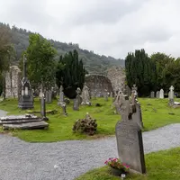 Ilustrasi Mimpi Melihat Makam Credit: pexels.com/Michael