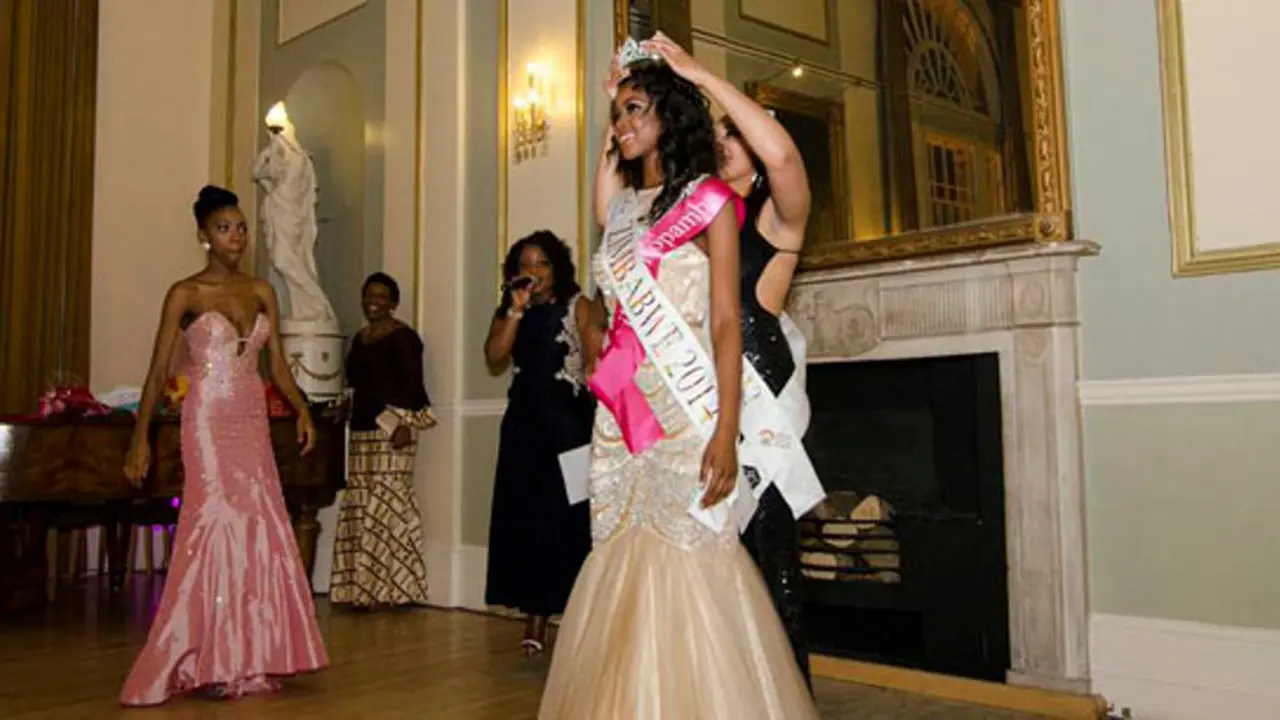 Hindari Skandal, Miss Zimbabwe Sumpah Pemenang dengan Kitab Suci
