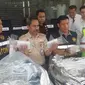 Bea dan Cukai Soekarno Hatta menggagalkan upaya penyelundupan ribuan benih lobster yang akan dikirimkan ke Singapura melalui Kargo Bandara Internasional Soekarno Hatta, Kota Tangerang.