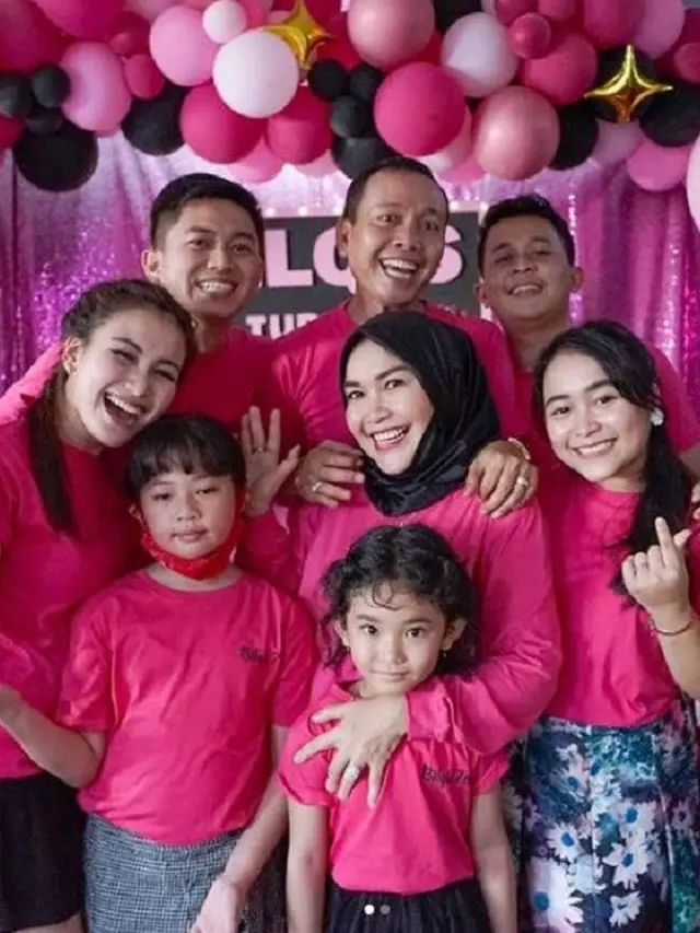 Ayu Ting Ting (Foto: Instagram/@mom_ayting92_)