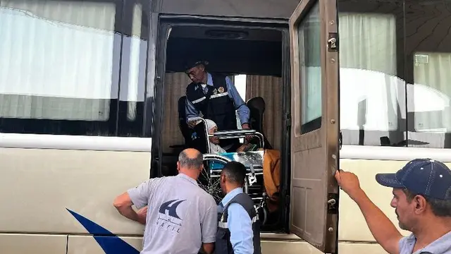 Bus Khusus untuk Jemaah Haji Lansia dan Disabilitas Kembali Beredar di Bandara Jeddah