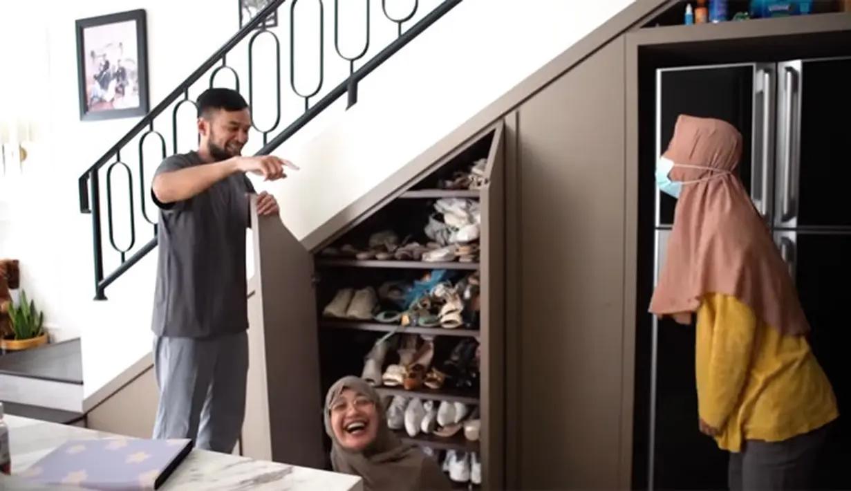 Teuku Wisnu dan Shireen Sungkar (Youtube/The Sungkars Family)