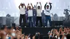 Grup band Wali saat tampil pada hari kedua gelaran KapanLagi Buka Bareng (KLBB) Festival 2026 di Stadion Madya, Kompleks Gelora Bung Karno, Senayan, Jakarta, Minggu 1 Maret 2026. (Dok/Kapanlagi Youniverse)