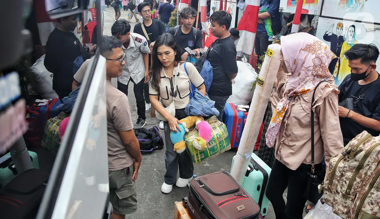 Jumlah tersebut diprediksi akan terus meningkat hingga Sabtu 29 Maret 2025. (Liputan6.com/Angga Yuniar)