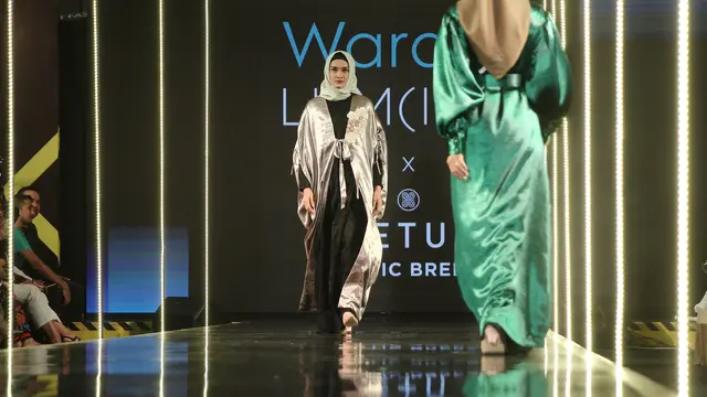 Koleksi modest wear Restu Anggraini di JMFW