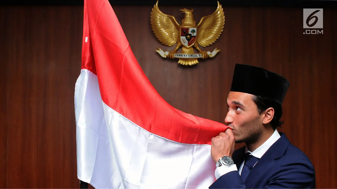 Ezra Walian