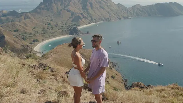 Liburan Nicolas Tagliafico di Labuan Bajo