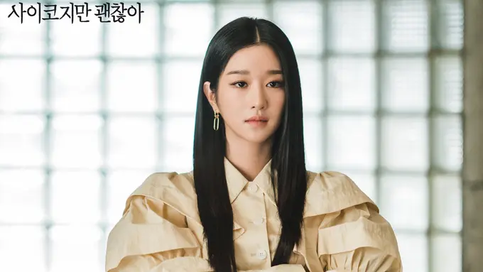Tiru Gaya Makeup ala Seo Ye Ji dalam Drama It’s Okay To Not Be Okay, Tampilkan Sisi Misterius yang Menggoda