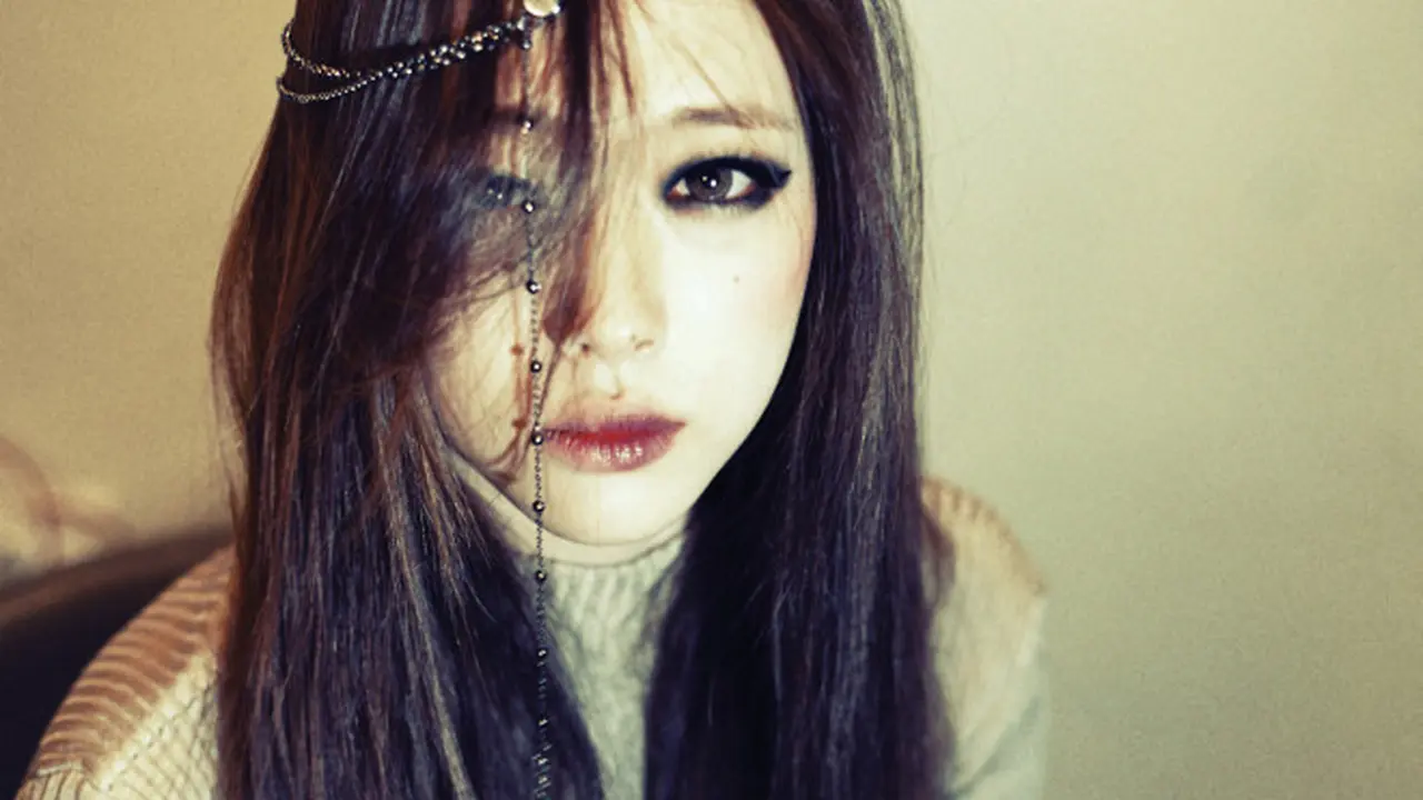 Sulli Memutuskan untuk Vakum dari f(x)