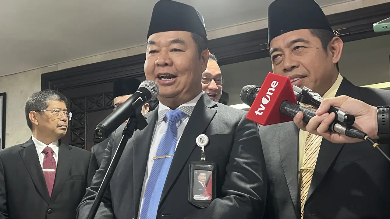 Penjabat (Pj) Gubernur Jakarta Teguh Setyabudi di Gedung DPRD Jakarta, Selasa (14/1/2025). (Liputan6.com/Winda Nelfira)