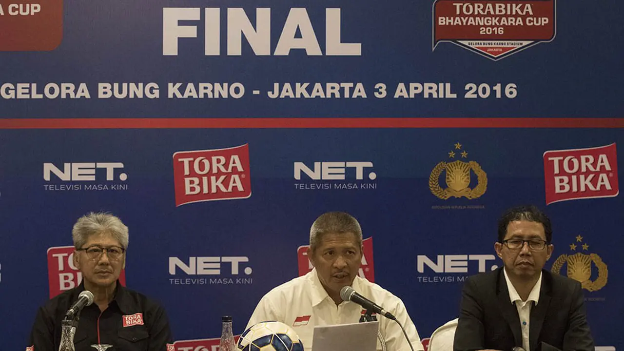 Arema Cronus vs Persib Bandung