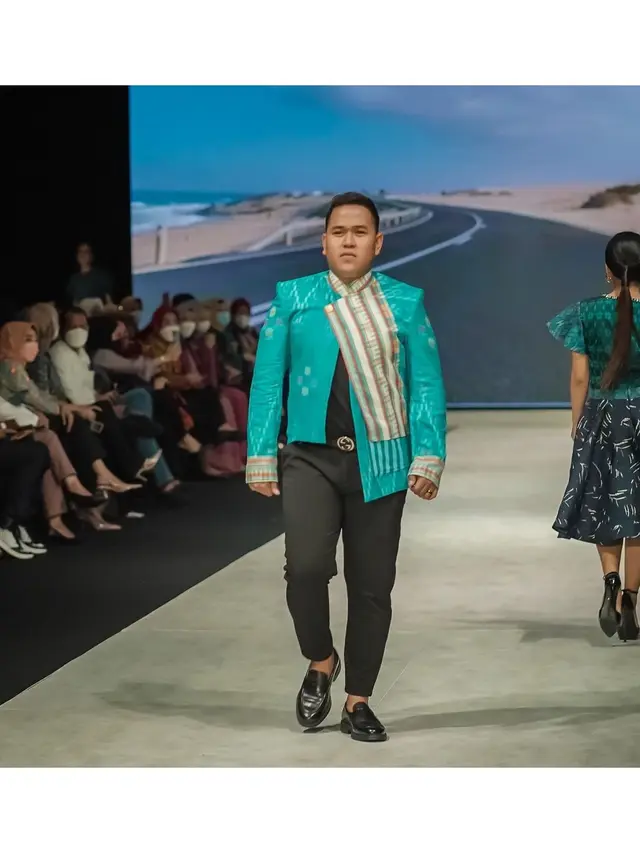 8 Potret Alumni D'Academy Jadi Model di Indonesia Fashion Week 2022, Memukau
