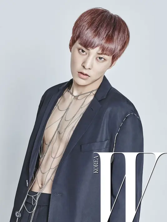 "Saya berpikir, bahwa saya seharusnya berbicara dengan jujur. Tapi untuk berjaga-jaga, jika ada orang yang merasa terluka karena ucapanku, saya minta maaf," tuturya. (Foto: onehallyu.com)