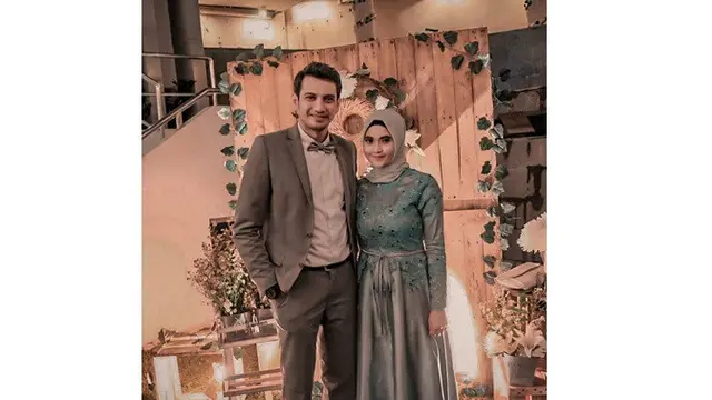 Kerap Berperan Antagonis, Ini 7 Potret Teuku Mirza dengan Keluarga