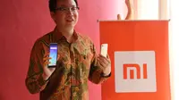 Steven Shi bersama Redmi Note 5A (Dokumentasi Xiaomi)