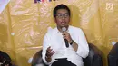 Peneliti Indonesia Corruption Watch (ICW) Kurnia Ramadhana menjadi pembicara dalam diskusi publik di Gedung KPK, Jakarta, Jumat (2/8/2019). Diskusi mengangkat tema "Pantang Absen LHKPN" terkait seleksi Calon Pimpinan KPK yang tengah berlangsung. (Liputan6.com/Herman Zakharia)