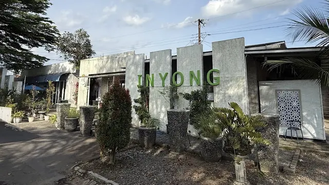 Rekomendasi Tempat Makan Enak Dekat Menara Teratai Purwokerto