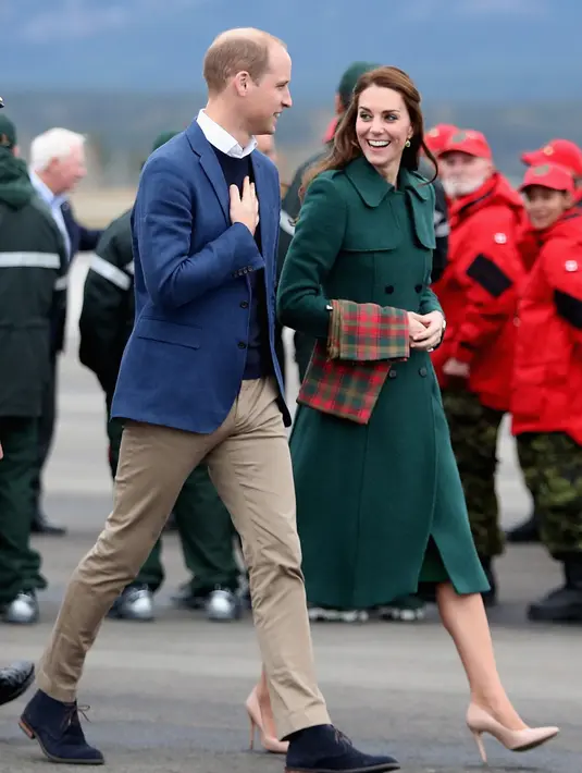 Selain menjalankan tugas kerajaan, kegiatan yang dilakukan Pangeran William memang tidak jauh dari kepedulian antar sesama.  (AFP/Bintang.com)