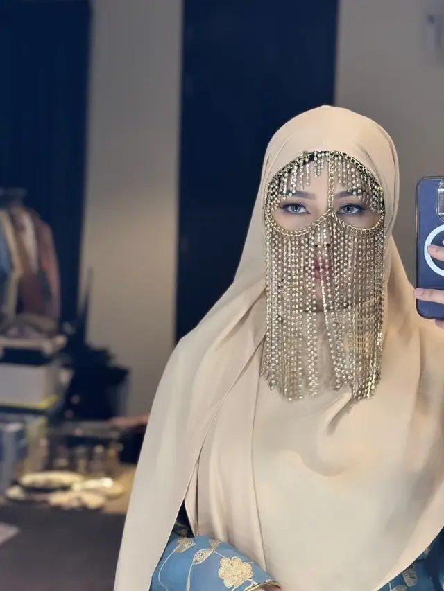 Penampilan Arabian Look Inara Rusli dan Dara Arafah di Ulang Tahun ke-28 Irish Bella. [@daraarafah]