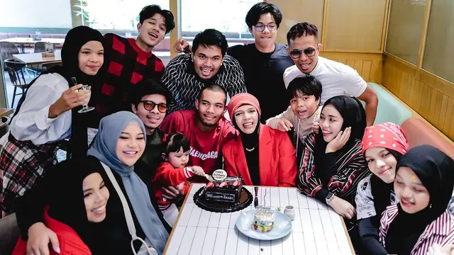 Ultah Geni Faruk (Instagram/attahalilintar)