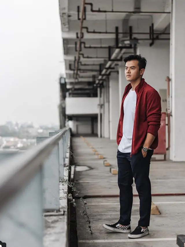 [Bintang] Dion Wiyoko