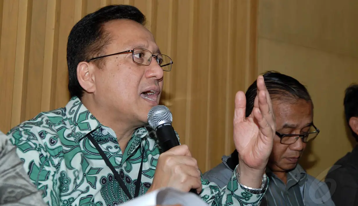 Irman mengungkapkan poin tersebut harus digarisbawahi karena terkesan bertolak belakang dengan asas –asas hukum, Jakarta, Rabu (23/7/14) (Liputan6.com/ Miftahul Hayat)