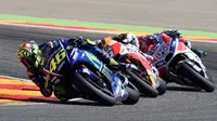 Pebalap Movistar Yamaha, Valentino Rossi (46), mengatakan motor YZR-M1 tak sekuat motor Honda dan Ducati pada fase akhir lomba. (Motorsport)