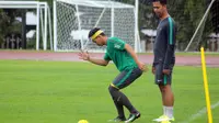 Muhammad Iqbal menepi sepekan pada TC Timnas Indonesia U-19. (Bola.com/Ronald Seger)