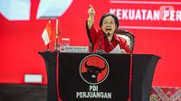 Ketua Umum Partai Demokrasi Indonesia Perjuangan (PDIP) Megawati Soekarnoputri menyampaikan pidato pada penutupan Rakernas V PDIP di Beach City International Stadium, Ancol, Jakarta, Minggu (26/5/2024). (Liputan6.com/Angga Yuniar)