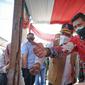 Wali Kota Medan, Bobby Nasution, mendampingi Kepala Badan Nasional Penanggulangan Bencana (BNPB) Ganip Warsito