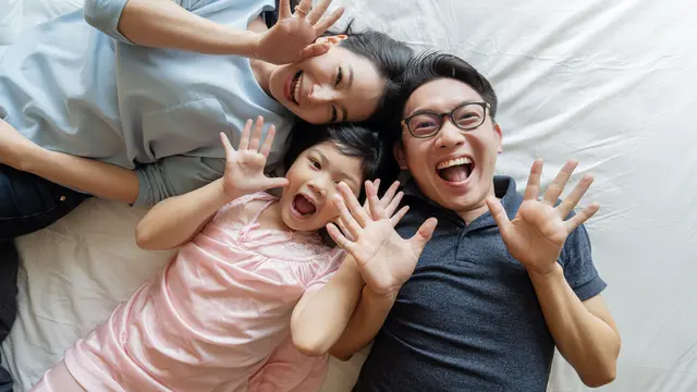 Anak dan orangtua bersama