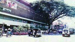 Salah satu ruas jalan di Bogor medio 1970an. (Source: Facebook/Bogor Tempo doeloe)