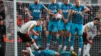 Pertandingan antara Southampton versus Tottenham Hotspur di Liga Inggris 2022/2023 yang berakhir dengan skor 1-1. (ADRIAN DENNIS / AFP)