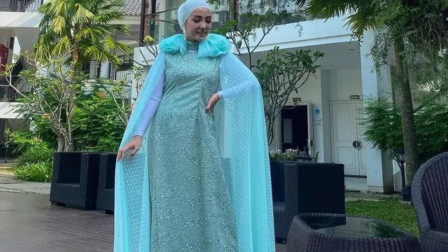 7 Potret Bella Shofie saat Pakai Gamis, Tampil Anggun dan Menawan
