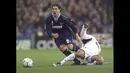 Juventus kemudian merekrut Salas pada tahun 2001 dengan biaya 25 juta euro. Namun, Salas gagal menunjukkan penampilan terbaiknya di Turin karena serangkaian cedera. (Foto: AFP/Christophe Simon)
