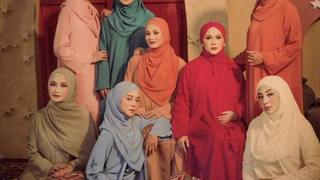 Gaya terbaru Syifa Hadju kenakan hijab di bulan Ramadan