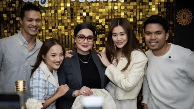 Ulang Tahun Reza Artamevia ke-49.