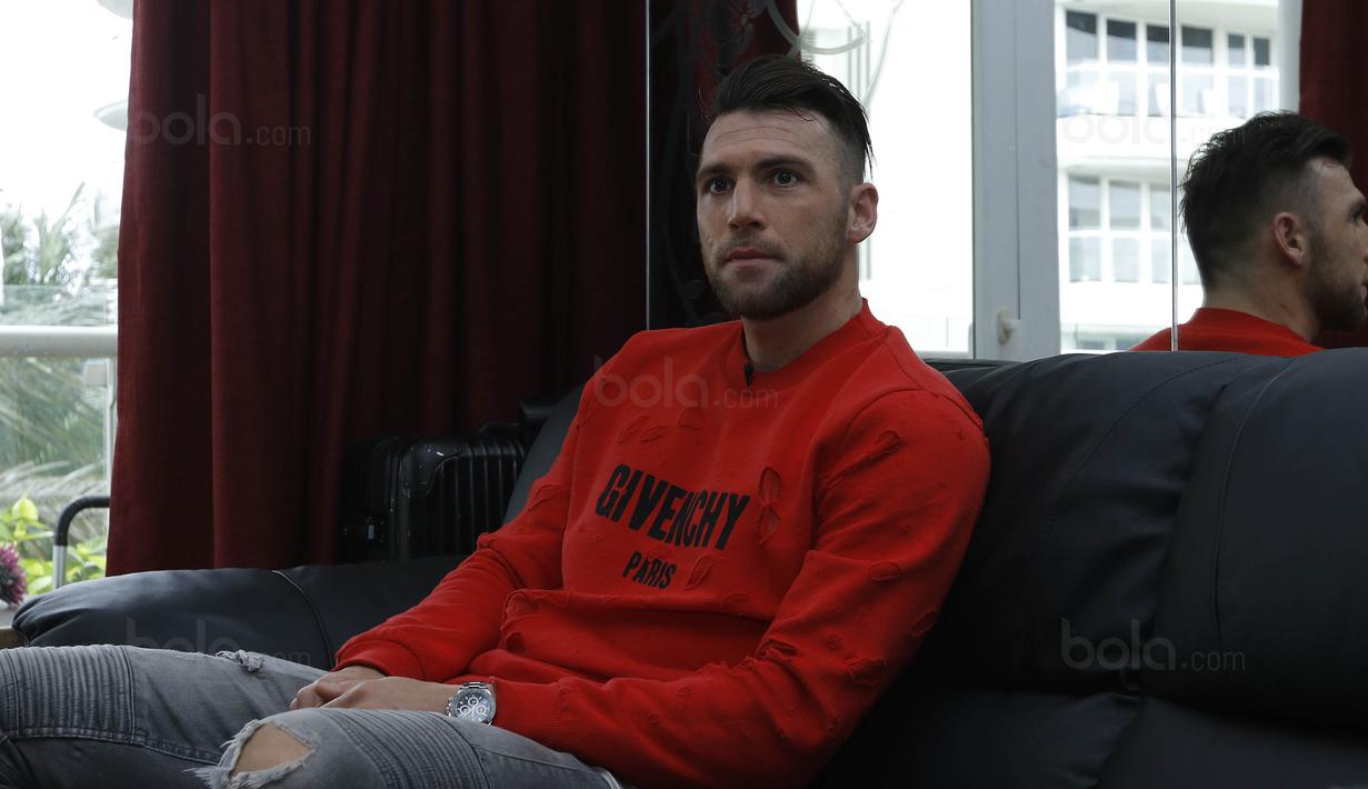 Striker baru Persija Jakarta, Marko Simic, saat ditemui di Kawasan Kemayoran, Jakarta, Jumat (5/1/2018). Pemain asal Kroasia itu resmi memperkuat Macan Kemayoran  dengan durasi kontrak selama dua musim. (Bola.com/M Iqbal Ichsan)