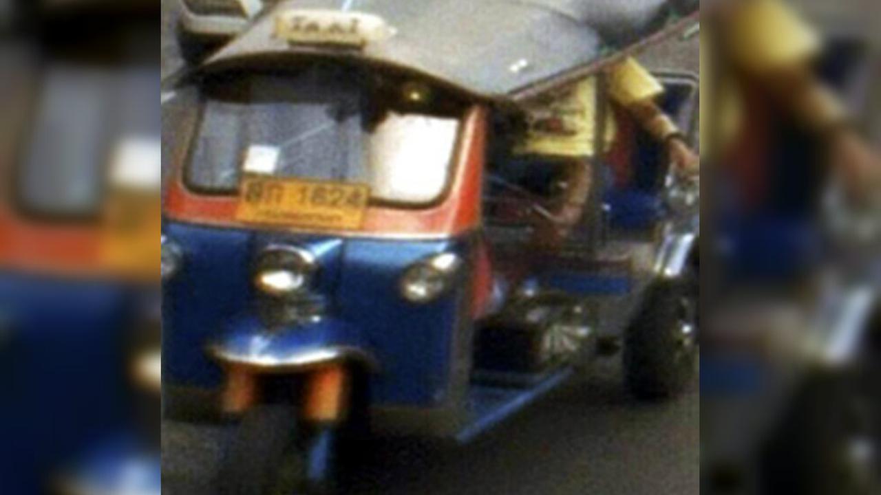 Supir Tuk-Tuk Pengantar Pelaku Bom Bangkok Temui Polisi
